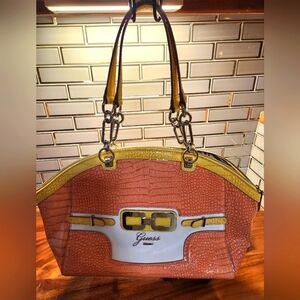 Guess shoulder purse